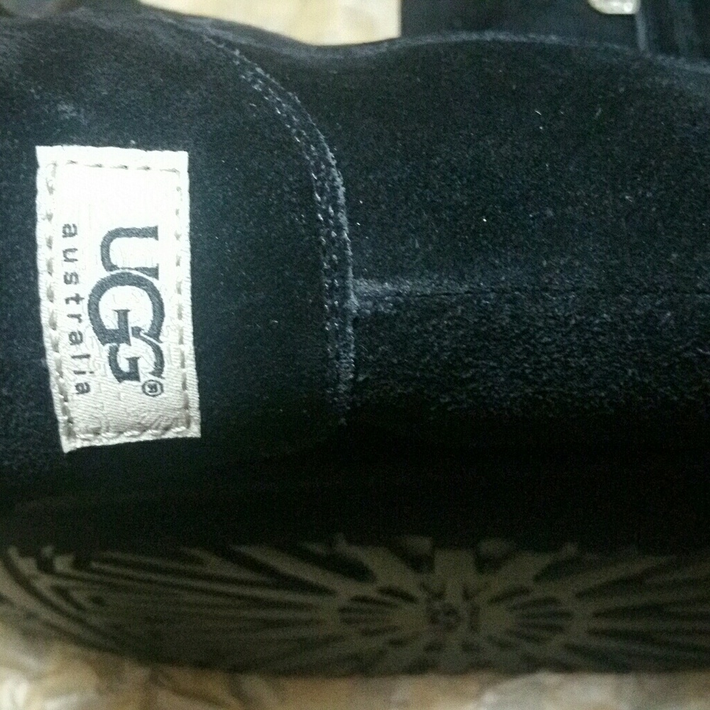 UGG BOOT - Picture 5 of 6